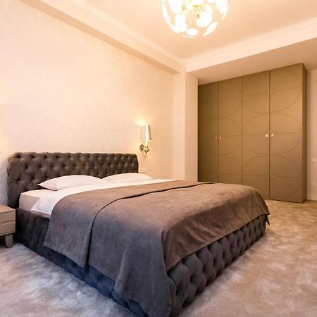 Rustaveli Residence I Tbilisi ภายนอก รูปภาพ