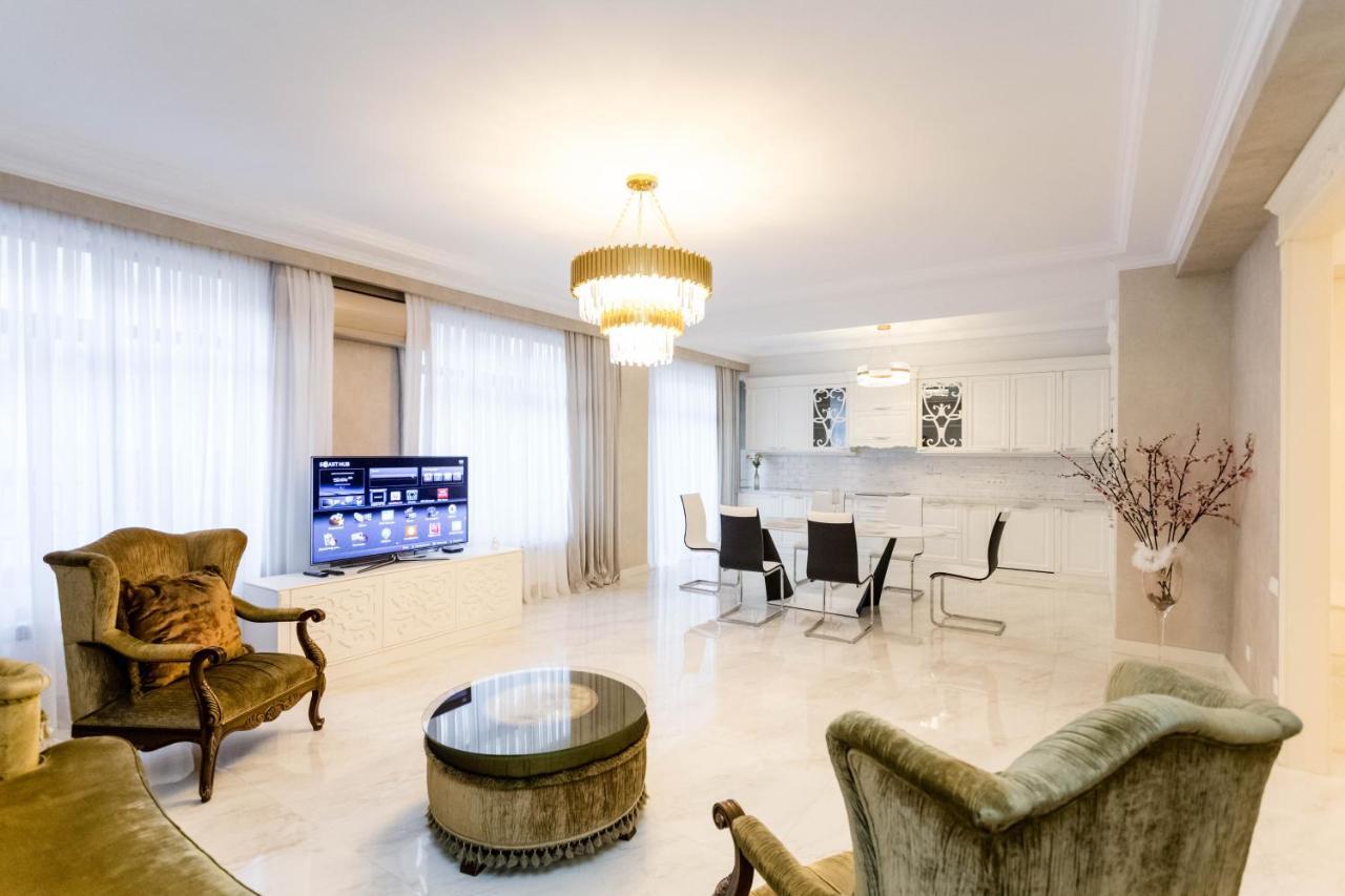 Rustaveli Residence I Tbilisi ภายนอก รูปภาพ